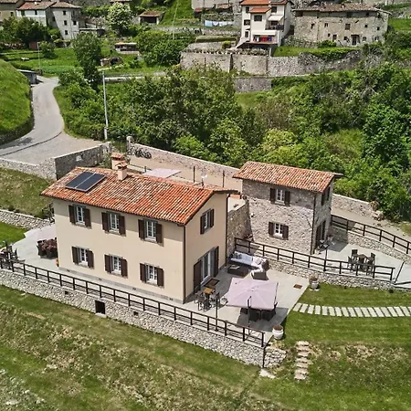 Villa Ribosto *